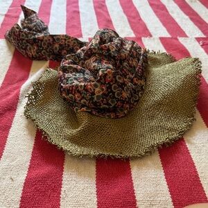 Floral Women's Hat with Woven Brim